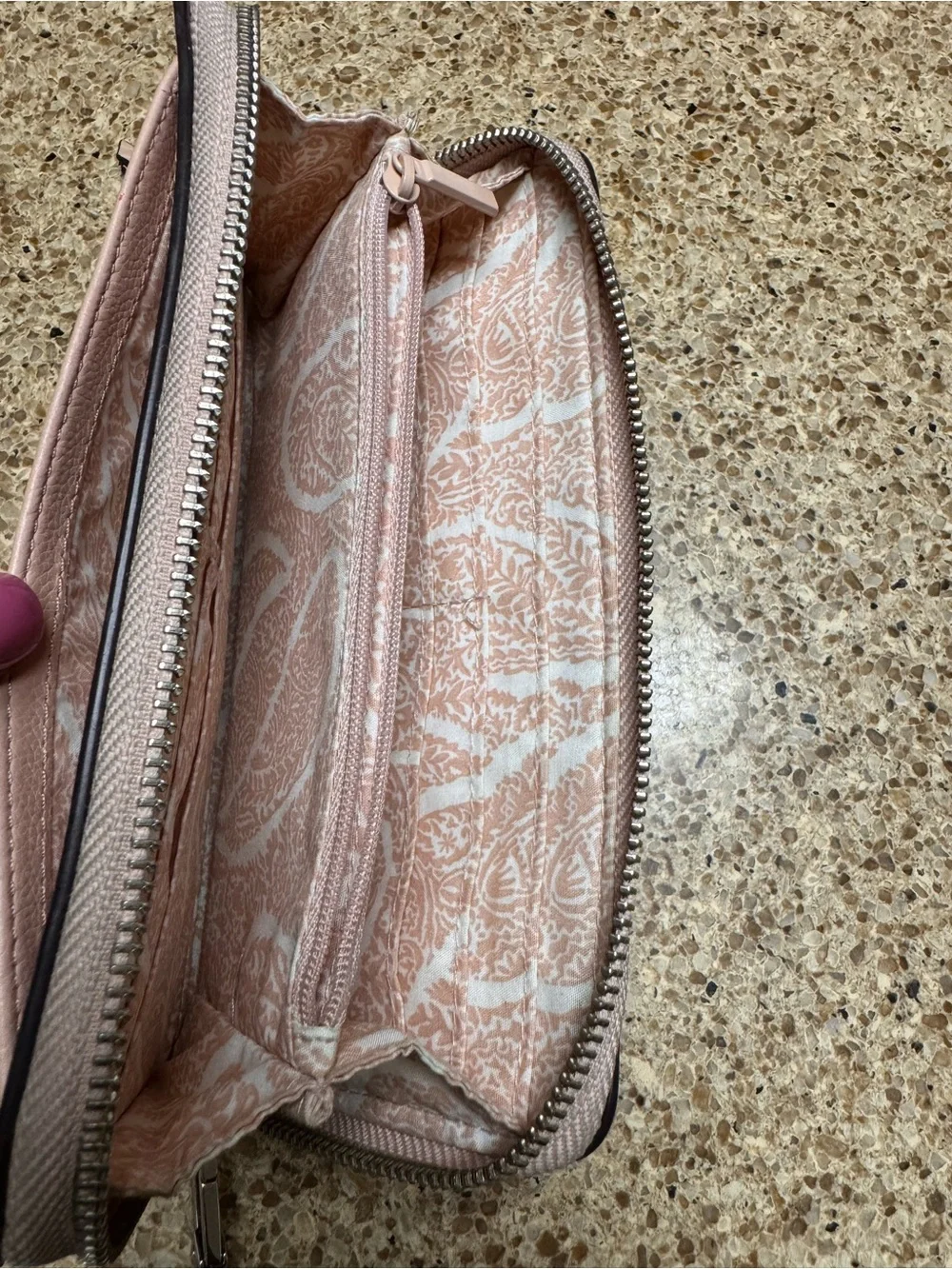 Vera Bradley Soft Pink Zip-Around Wristlet Wallet - Picture 12 of 13